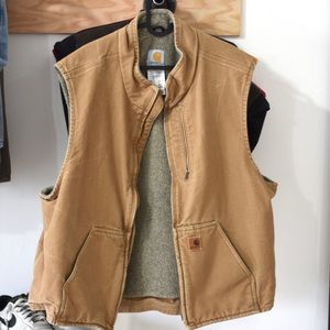 Carhartt Work Vest *used, one noticeable flaw*